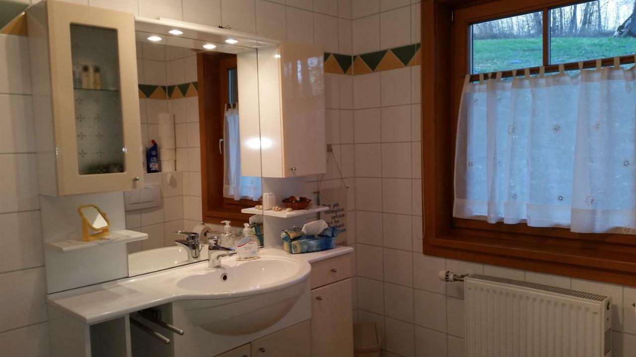 Ferienwohnung Nostalgie Ehrenhausen Exterior photo